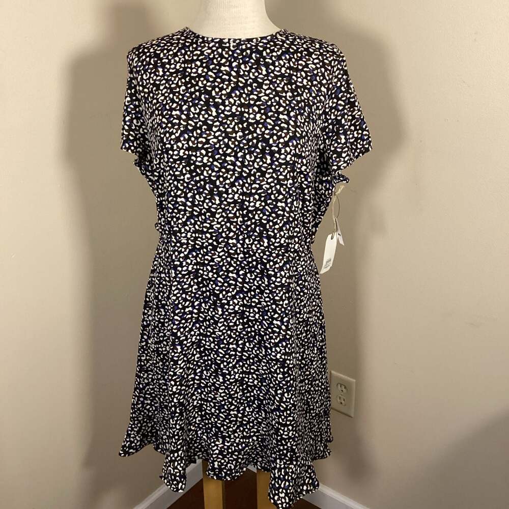 Leith Leopard Print Short Sleeve Cut Out Back Ruffle Mini Dress 1X - Picture 2 of 5